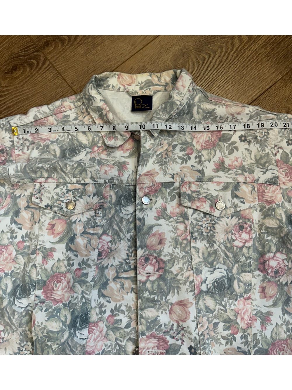 Vintage 80s/90s Classic Floral Jean Jacket in White & Pink - M - Picture 9 of 14